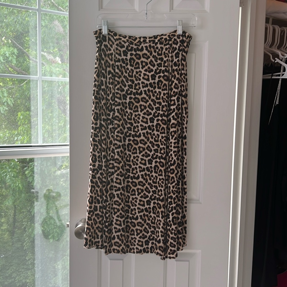 H&M Leopard Print Skirt - Size 6